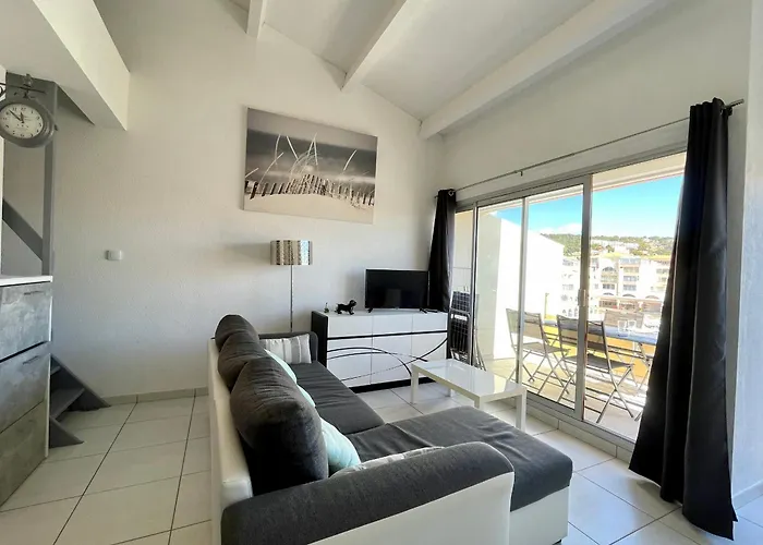 Appartement Appartement climatisé pour 6 personnes avec vue sur canal et parking à Sète - FR-1-338-533 Sète