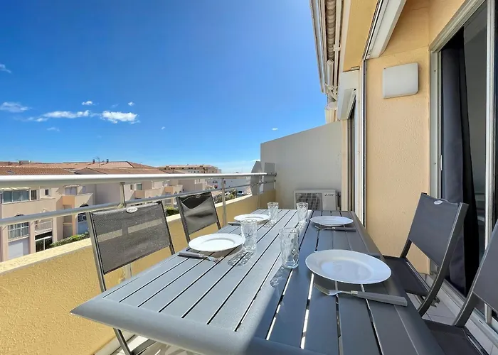 Appartement climatisé pour 6 personnes avec vue sur canal et parking à Sète - FR-1-338-533